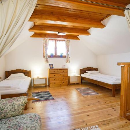 Borhaz Apartman Eger Exteriör bild