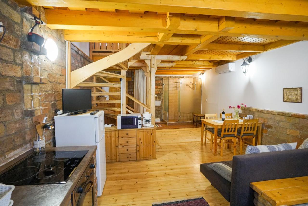 Borhaz Apartman Eger Exteriör bild